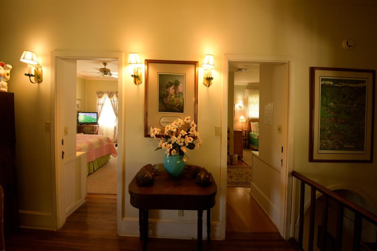 The Historic Wailuku Inn Maui Экстерьер фото