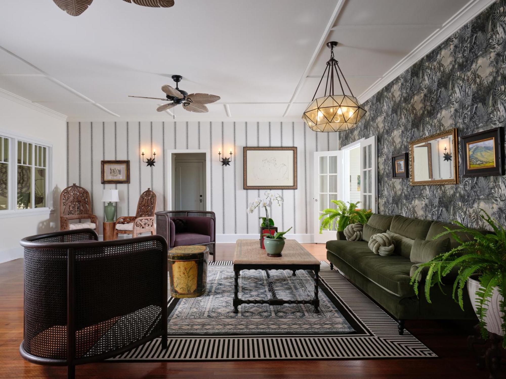 The Historic Wailuku Inn Maui Экстерьер фото
