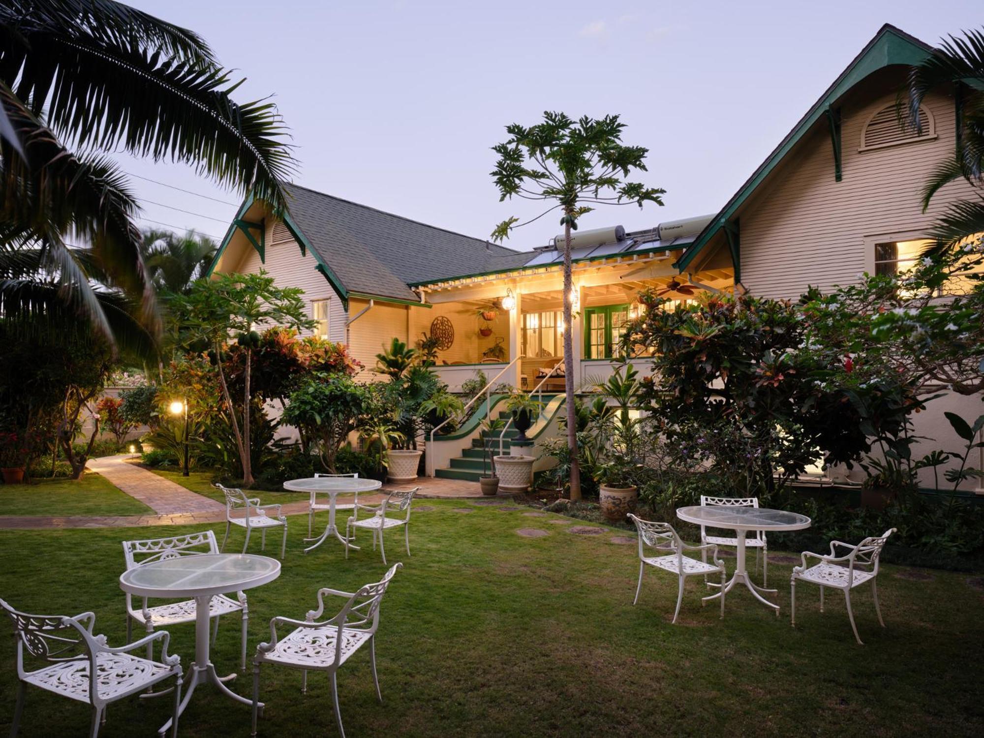 The Historic Wailuku Inn Maui Экстерьер фото