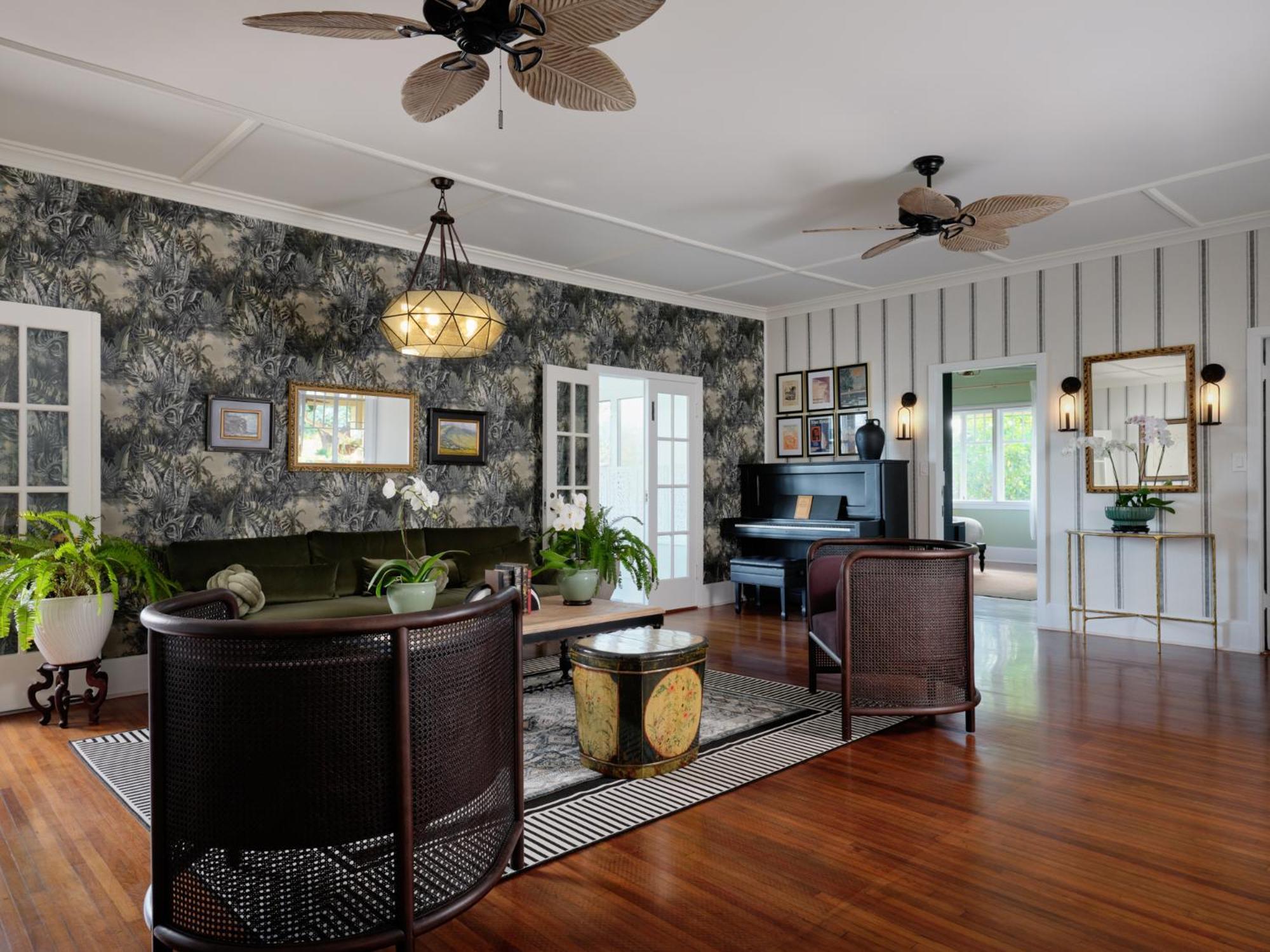 The Historic Wailuku Inn Maui Экстерьер фото