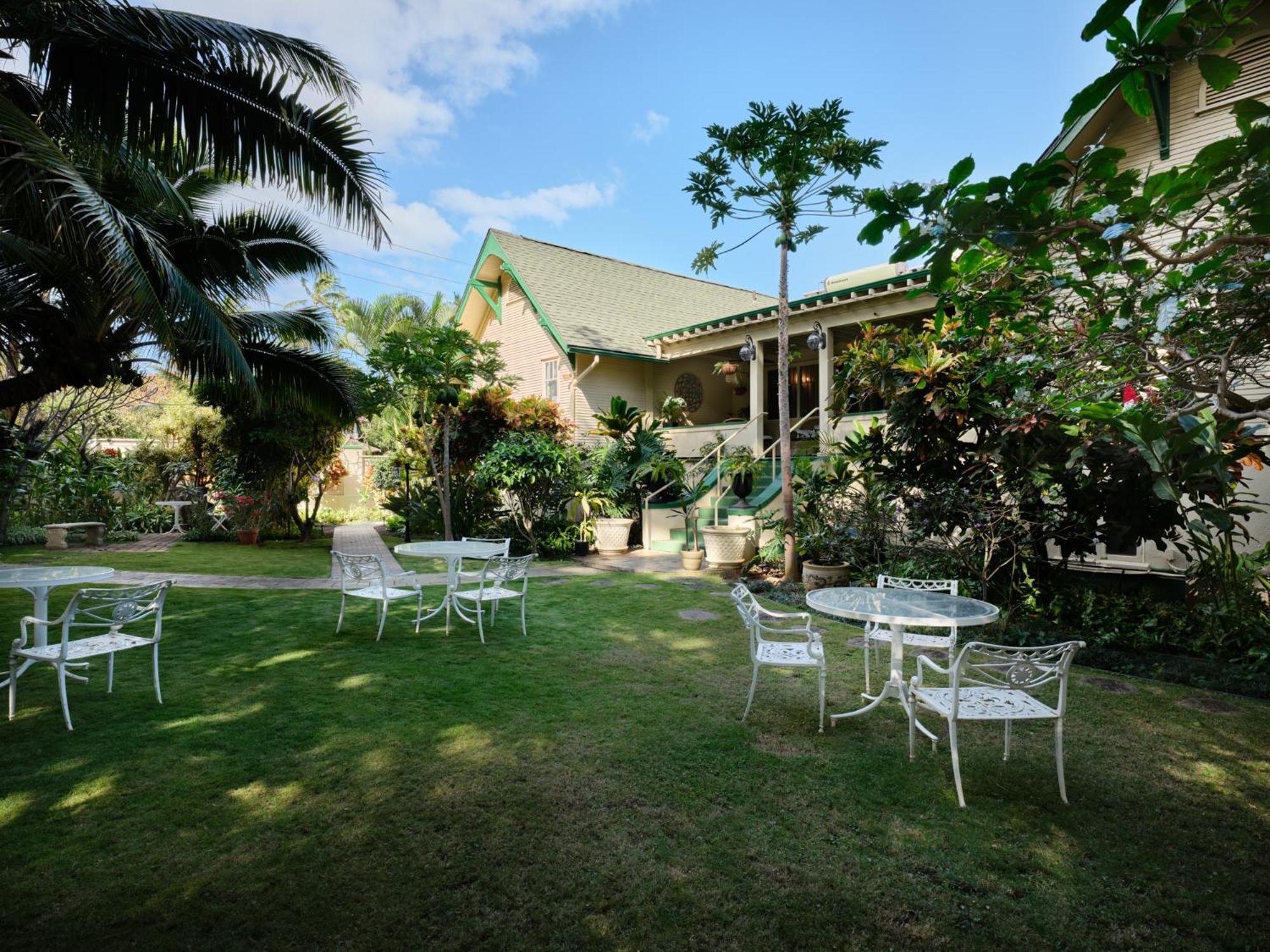 The Historic Wailuku Inn Maui Экстерьер фото